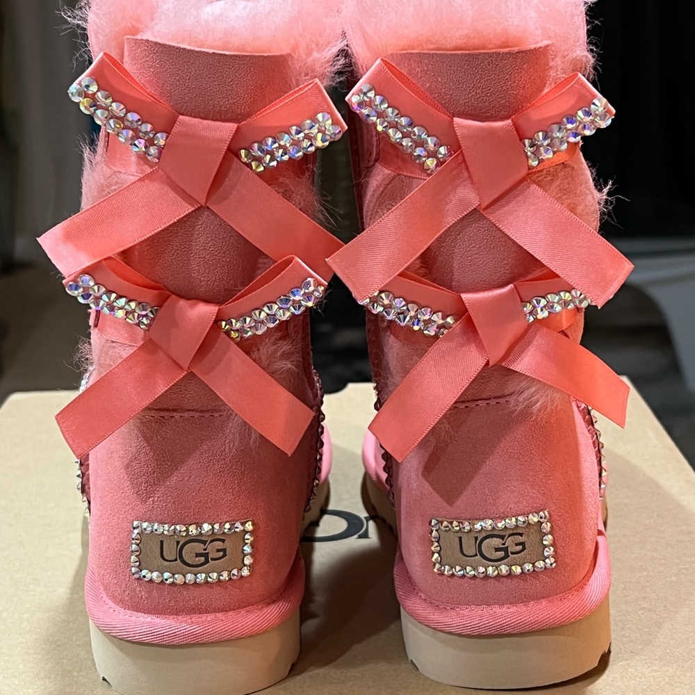 Custom Bailey Bow ll Uggs